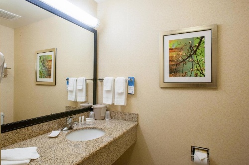 Fairfield Inn & Suites by Marriott Clovis image 4